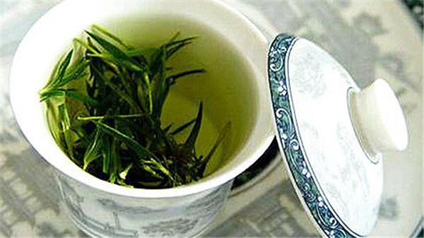 普洱茶和绿茶（普洱茶和绿茶的区别）
